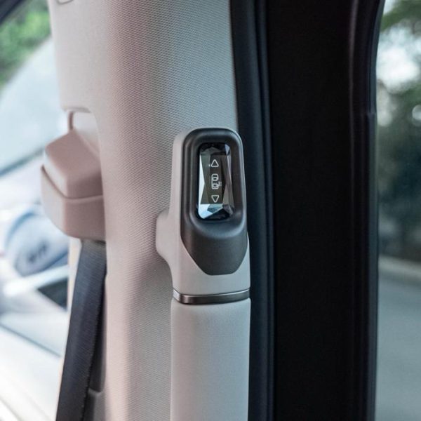 Crystal 2nd Row Door Switch Denza D9 – Tombol Pintu Baris Kedua Plug & Play Premium - Gambar 4